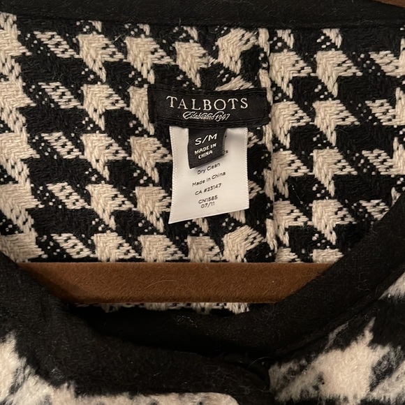 Talbots black and white cape - Picture 2 of 8